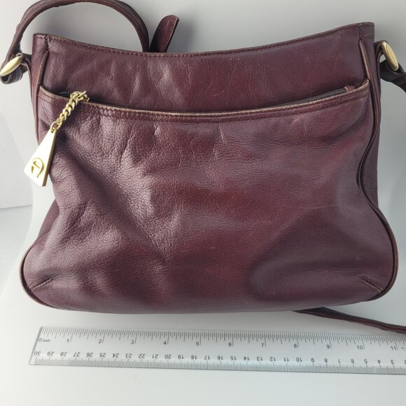 Vintage Etienne Aigner Burgundy Dark Red Leather Shoulder Bag Purse 11x7" - Picture 11 of 16
